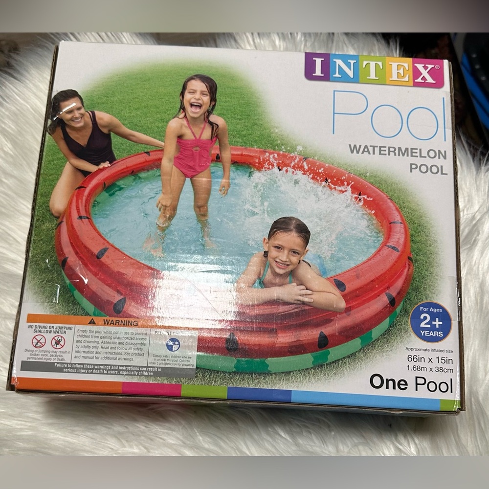 Watermelon pool